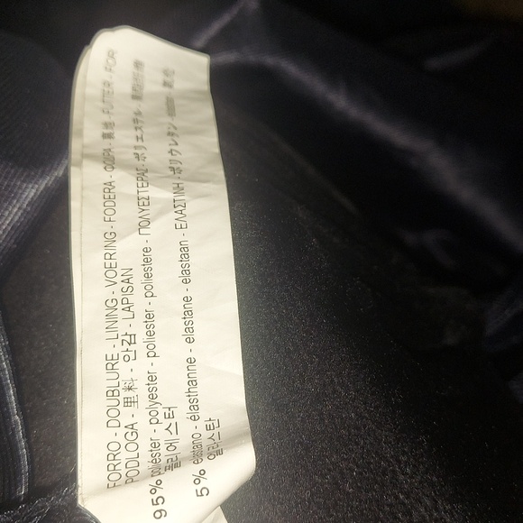 Chic, classic, elegant, versatile, timeless - Picture 7 of 7